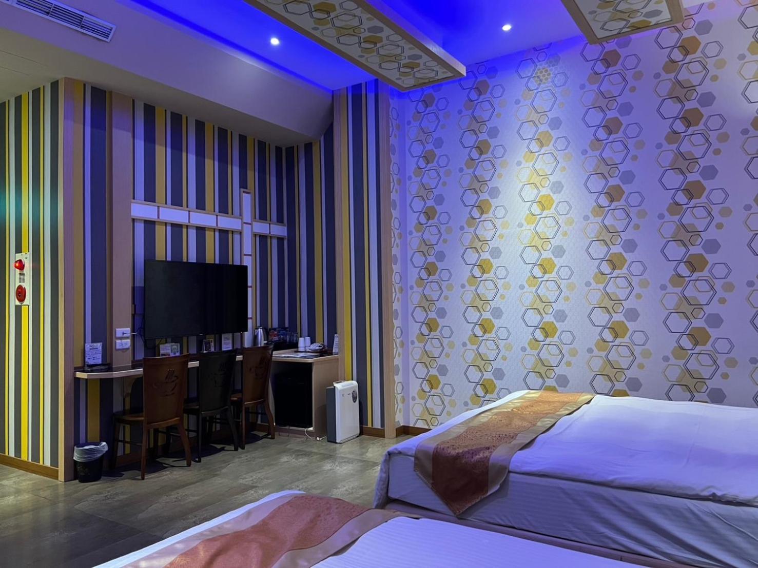 Pingtung Wei Feng Exquisite Motel Pintung Branch מראה חיצוני תמונה
