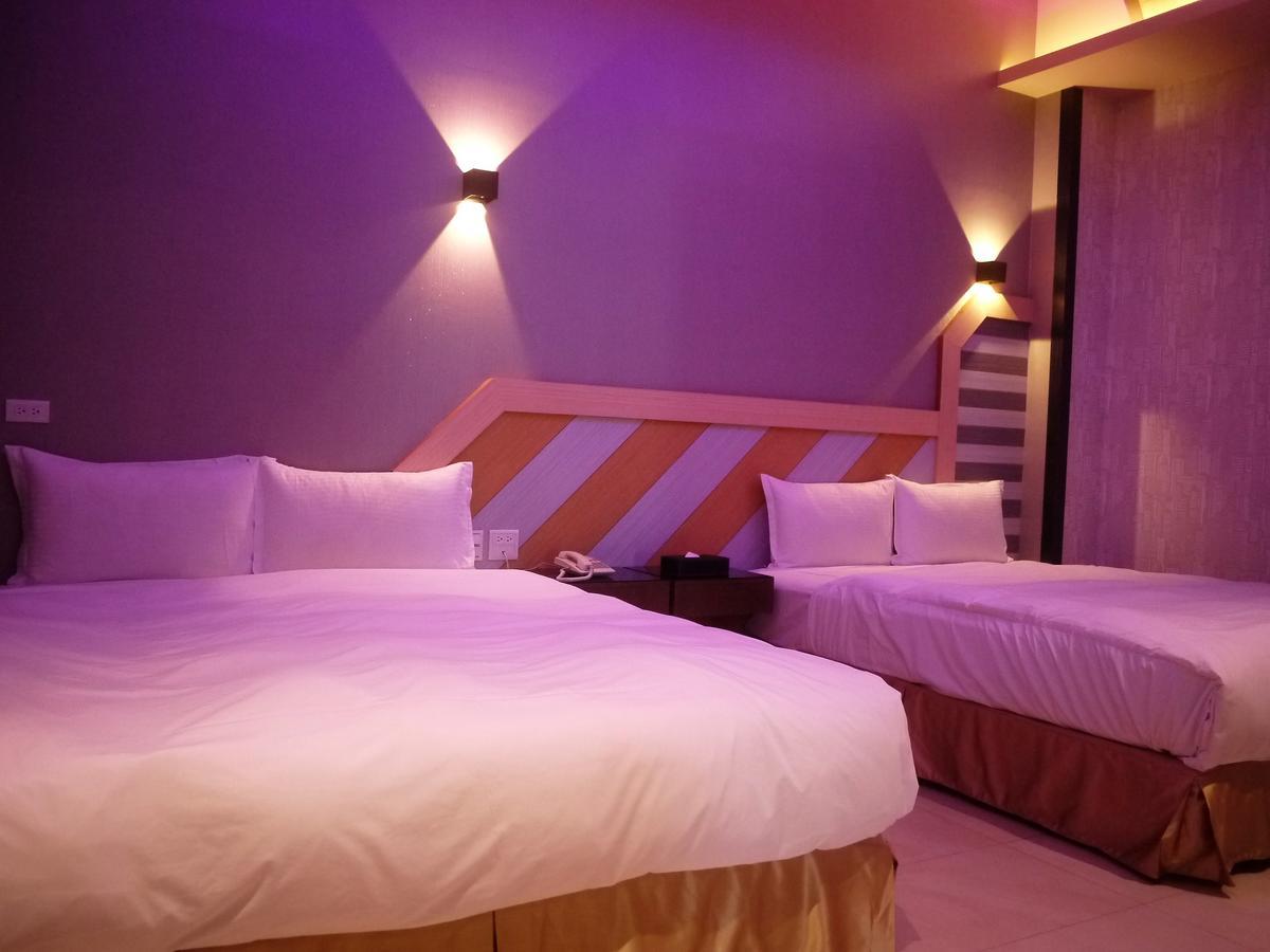 Pingtung Wei Feng Exquisite Motel Pintung Branch מראה חיצוני תמונה